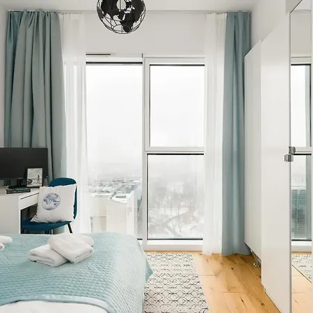 16th Floor Towarowa 39 Center Avenida By Renters Prestige 波兹南