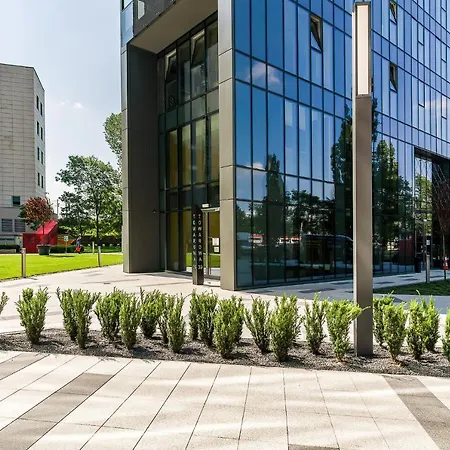 16th Floor Towarowa 39 Center Avenida By Renters Prestige Πόζναν